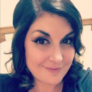 Meet your Posher, Carole